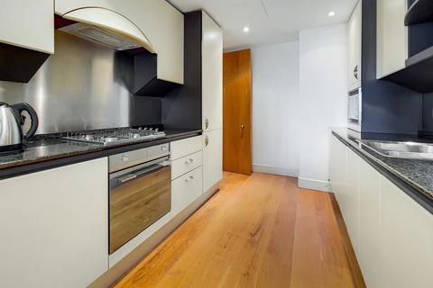 2 bedroom flat to rent, Westferry Circus, London E14