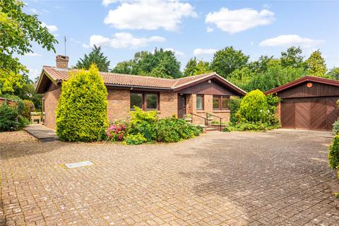 4 bedroom bungalow for sale, Kimbolton Road, Bedford, Bedfordshire, MK41