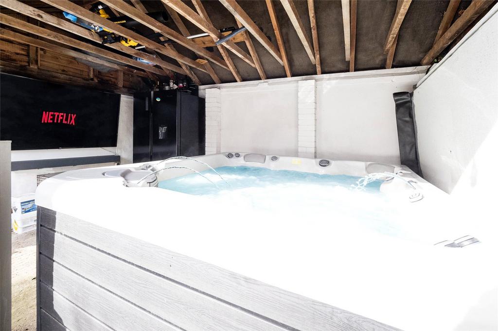 Jacuzzi Area
