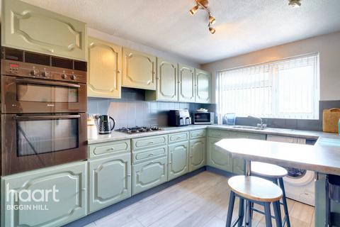 3 bedroom end of terrace house for sale, Sunningvale Avenue, Biggin Hill