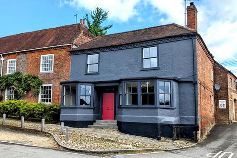 4 bedroom link detached house for sale, High Street, Great Bedwyn SN8