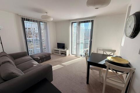 2 bedroom apartment to rent, St John's Walk, Birmingham, B5