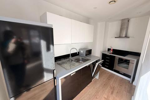 2 bedroom apartment to rent, St John's Walk, Birmingham, B5