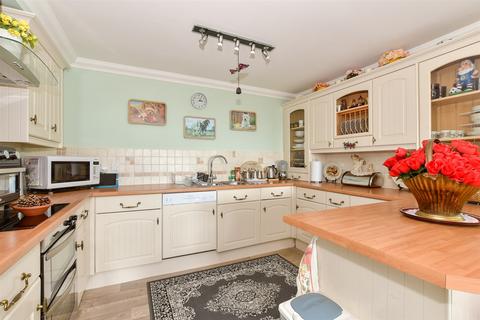 2 bedroom apartment for sale, Church Hill, Totland Bay, Isle of Wight