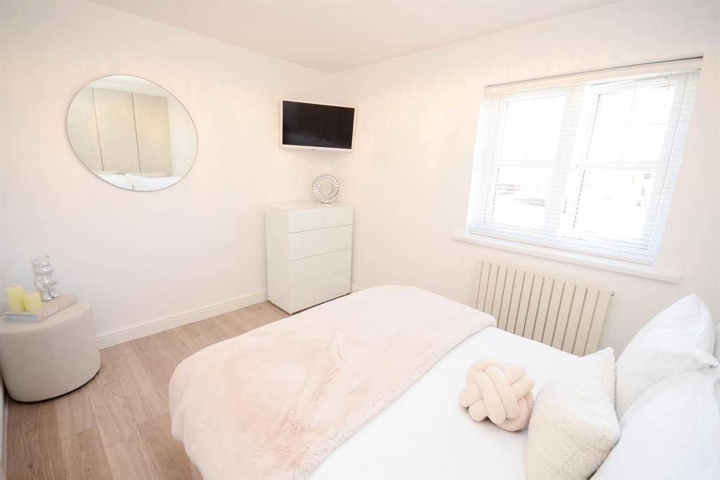 Front Bedroom View 2