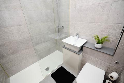 13 Bowburn Close, Gateshead, NE10 8UG