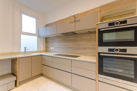 2 bedroom flat for sale, Park Avenue, Alexandra Park, London, N22