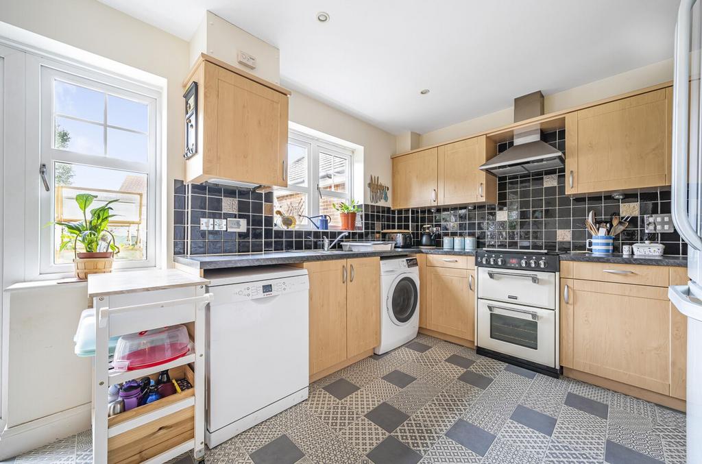 Kitchen breakfast room