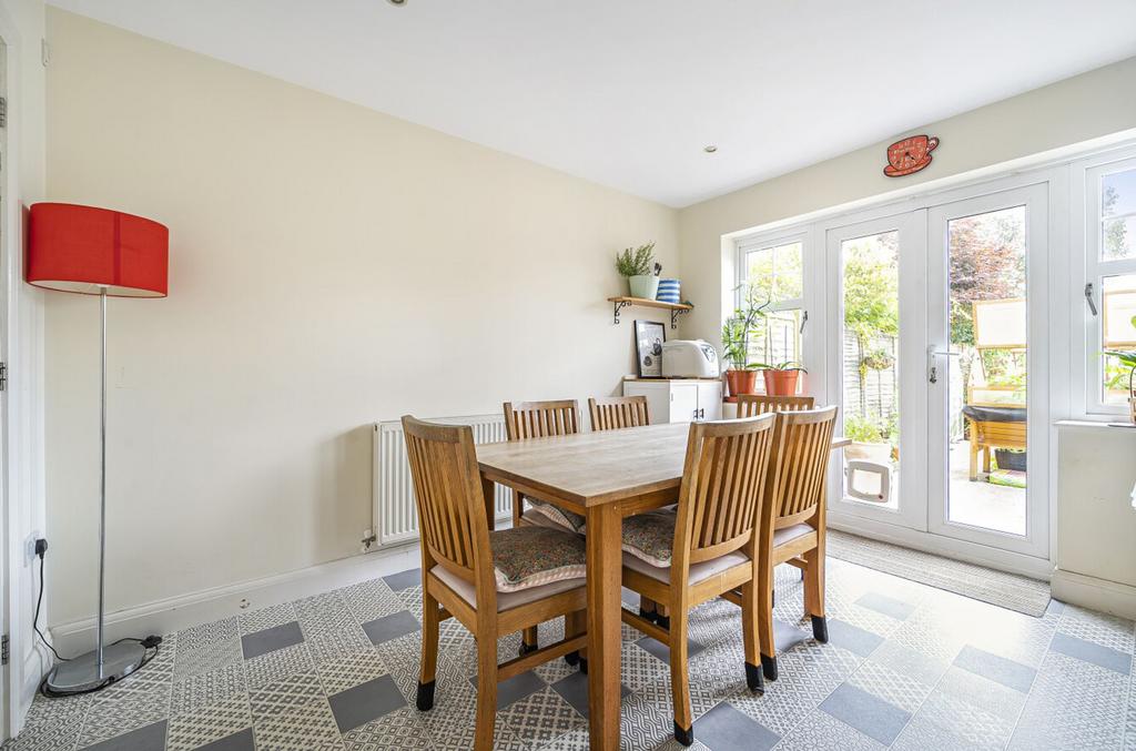 Kitchen breakfast room