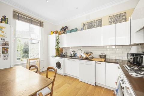 2 bedroom flat to rent, Packington Street, Islington, N1