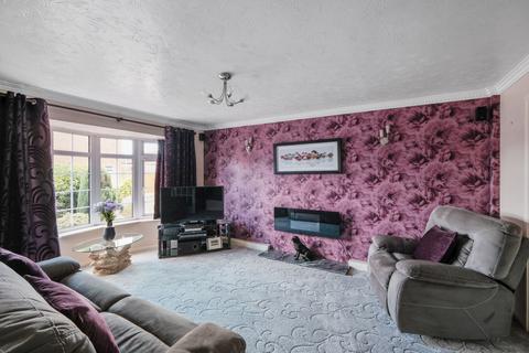 12 Heron Close, Worcester, WR2 4BW