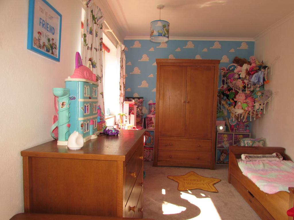 Photograph 14