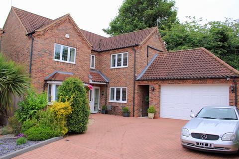 4 bedroom detached house for sale, Bakersfield, Wrawby, DN20