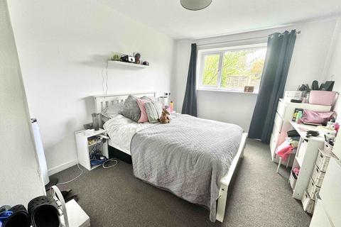 1 bedroom flat for sale, St. Marys Square, Lydney GL15 5AL