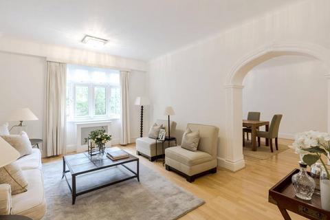 4 bedroom flat for sale, Grove Hall Court, Hall Road, St John's Wood, London