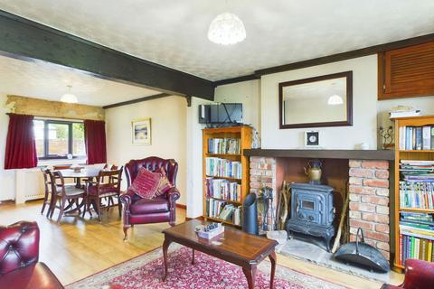 88 Moorfield Lane, Scarisbrick, Ormskirk, L40 8JE