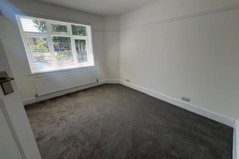 2 bedroom flat to rent, Beaufort Road, Bournemouth, BH6