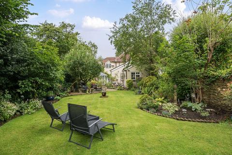 4 bedroom semi-detached house for sale, Forest Road, Wokingham RG40