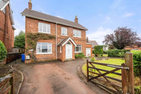 4 bedroom detached house for sale, Queens Road, Boston, PE21