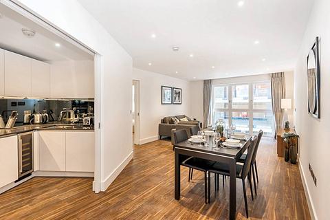 undefined, New Drum Street, Aldgate Place E1