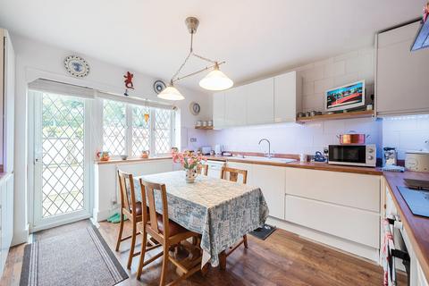 66a Chaldon Common Road, Chaldon, Caterham, CR3 5DD