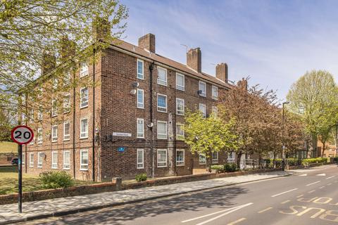 1 bedroom flat for sale, Forman House, Frendsbury Road, London, SE4