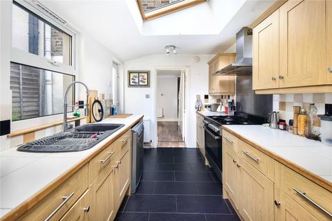 45 Maud Road, London, E13 0JT