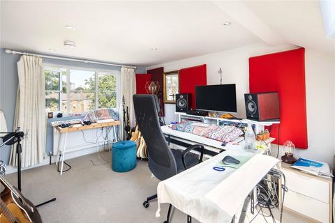 45 Maud Road, London, E13 0JT