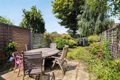 45 Maud Road, London, E13 0JT