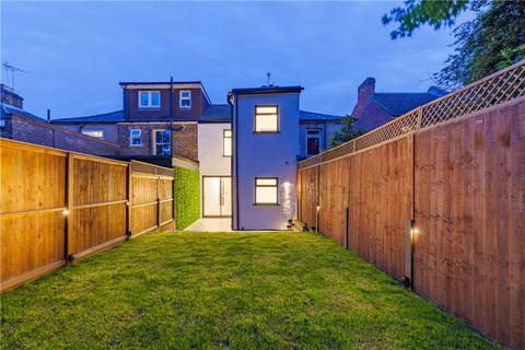 4 bedroom terraced house for sale, Mayfield Road, London