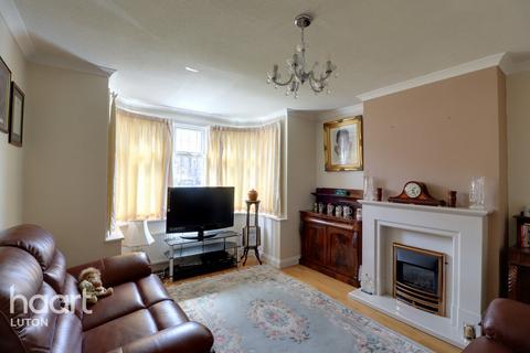 3 bedroom semi-detached house for sale, Graham Gardens, Luton