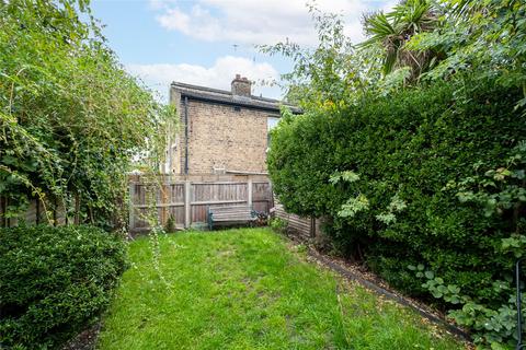 4 bedroom terraced house to rent, Ellora Road, London SW16