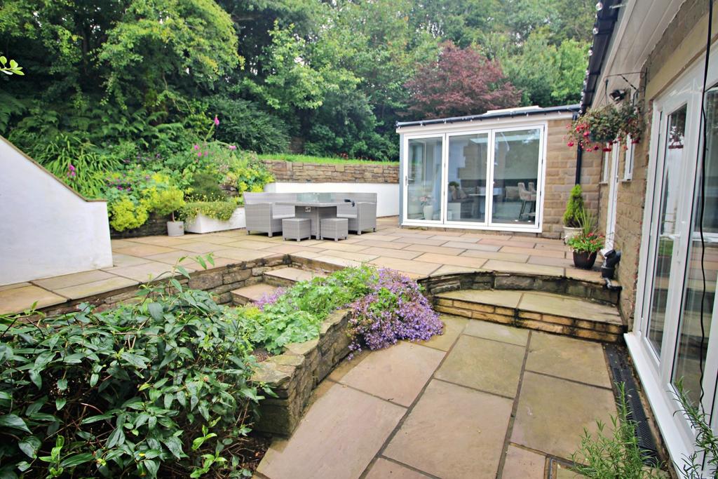Private Front Patio