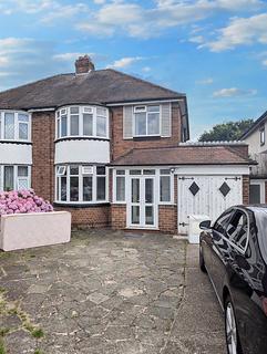 3 bedroom semi-detached house to rent, Hobs Moat Road, Solihull B92