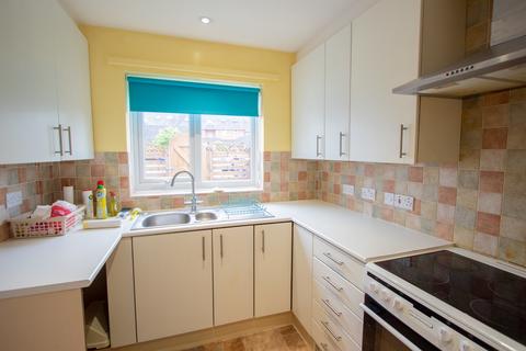 2 bedroom end of terrace house for sale, Fairfield Gardens, Honiton