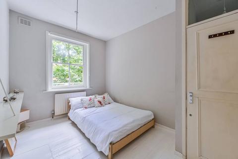 1 bedroom flat for sale, McAuley Close, Southwark, London, SE1