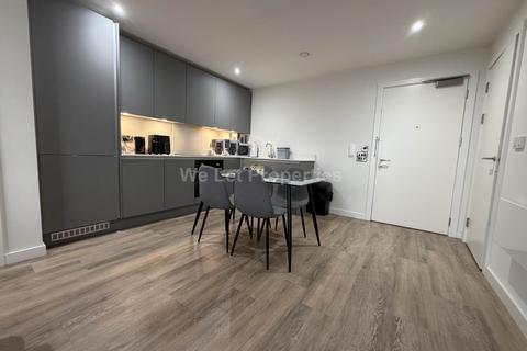 2 bedroom apartment to rent, Store Street, Manchester M1
