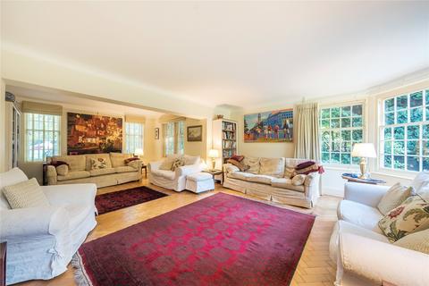 Dunvegan Pembroke Road, Woking, GU22 7DS