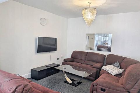 1 bedroom flat to rent, Shaftmoor Lane, Hall Green B28