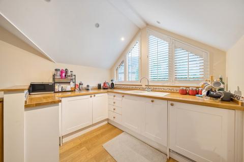 3 bedroom detached house for sale, Chiddingfold, Petworth Road, Surrey, GU8