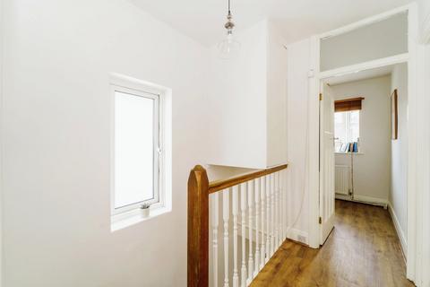 221 Torbay Road, Harrow, HA2 9QE