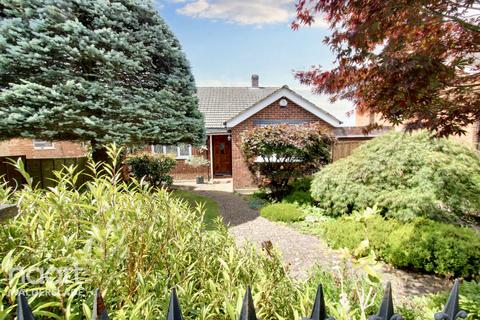 3 bedroom detached bungalow for sale, Lords Wood Lane, Chatham