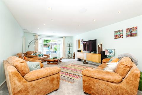 3 bedroom detached house for sale, Maytree Avenue, Findon Valley, West Sussex, BN14