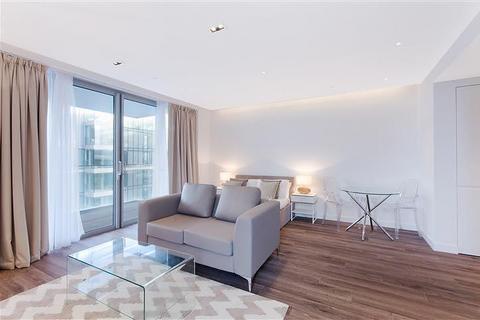 Studio to rent, Cashmere House, Leman Street, London, E1