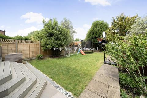 5 bedroom semi-detached house for sale, Greenham Road, Muswell Hill