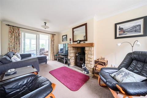 3 bedroom detached house for sale, Carriers Close, Hanslope, Milton Keynes, Buckinghamshire, MK19