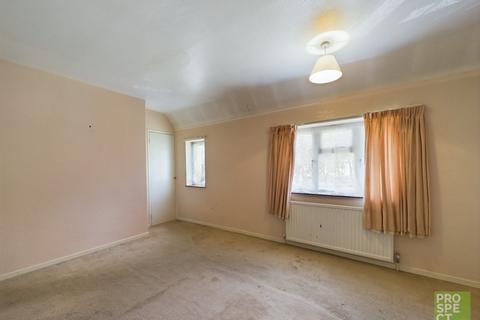 54 Binfield Road, Bracknell, RG42 2AL