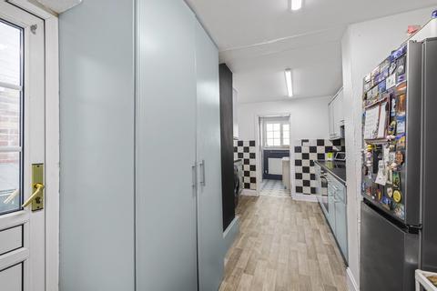 28 Cuthbert Road, Croydon, CR0 3RB