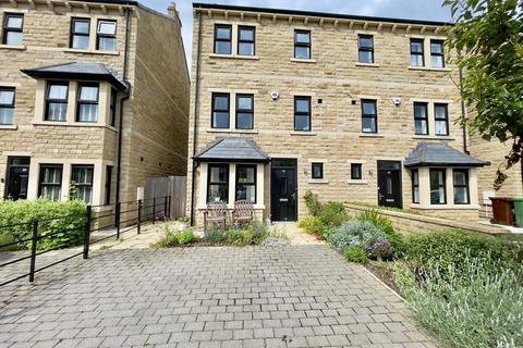 undefined, Catherines Walk, Horsforth, Leeds, West Yorkshire, LS18