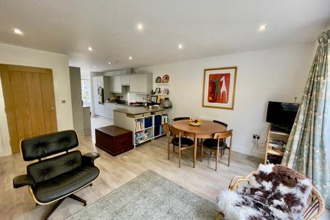 undefined, Catherines Walk, Horsforth, Leeds, West Yorkshire, LS18